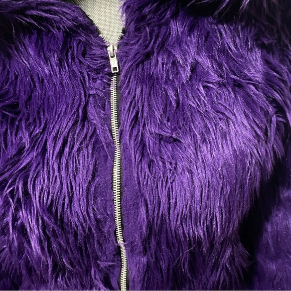 Purple fuzzy coat - Picture 7 of 8